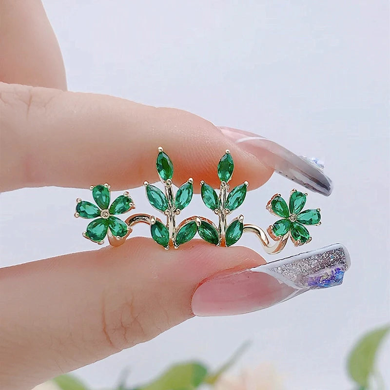 Retro Green Rhinestone Leaf Flower Stud Earrings for Women New Fashion Personality Temperament Girls Daily Wear Trendy Jewelry