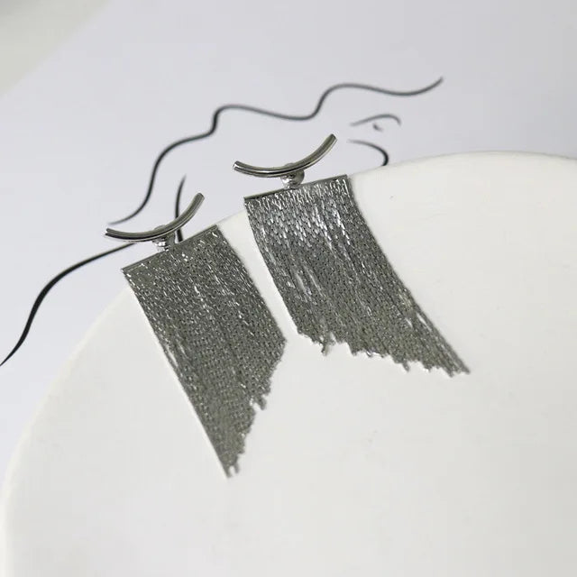 Fashion Statement Gold Color Long Metal Chain Bling Tassel Earrings for Women Wedding Ms Daily Hot Jewelry Pendant Gift