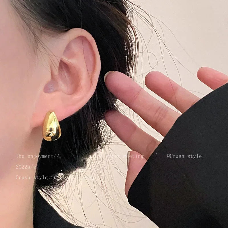 Plated Korean Silver Metal Teardrop Earring Studs Simple Personality Fashionable High-End Feelings Individual Ear Cuffs