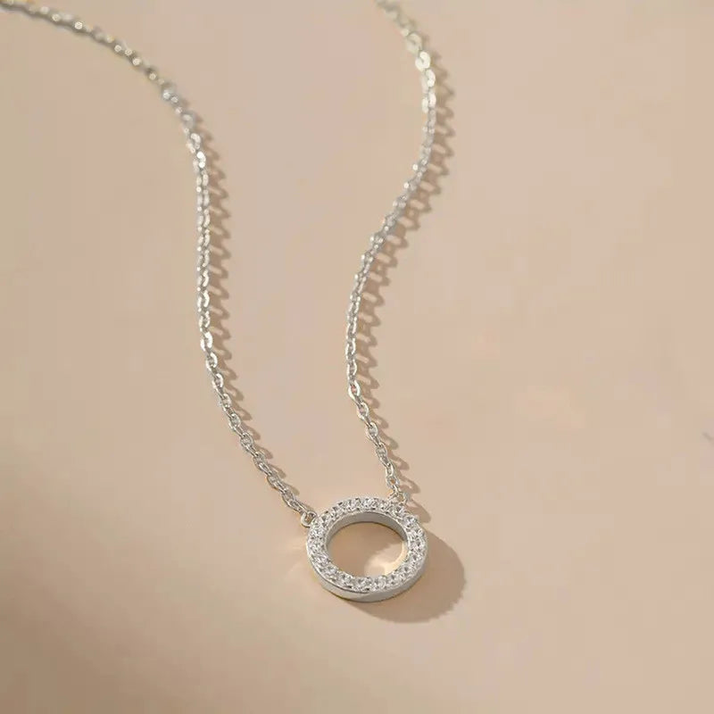 925 Sterling Silver Circle Pendant Necklace for Women Fashion Contracted Choker Necklace Exquisite Sparkling CZ Jewelry