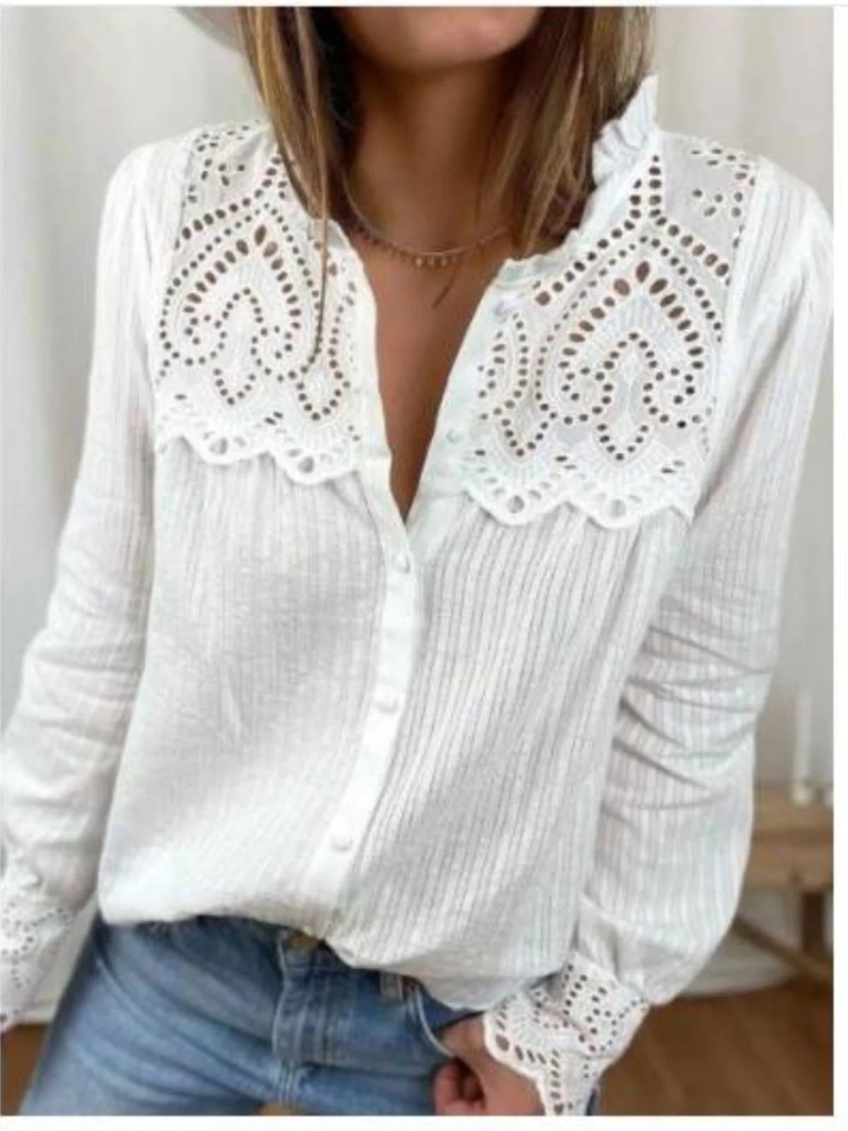 Casual round Ne Lace Patchwork irt Women's Long Sve Street Sle Polyester Fabric Cool Sensation Regular Fit T-irt