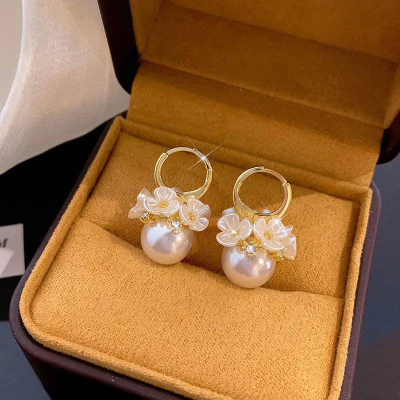 New Trend Elegant Delicate Sweet Lovely Multi-Flower Pearl Earrings For Women Temperament Jewelry Party Premium Gifts Wholesale
