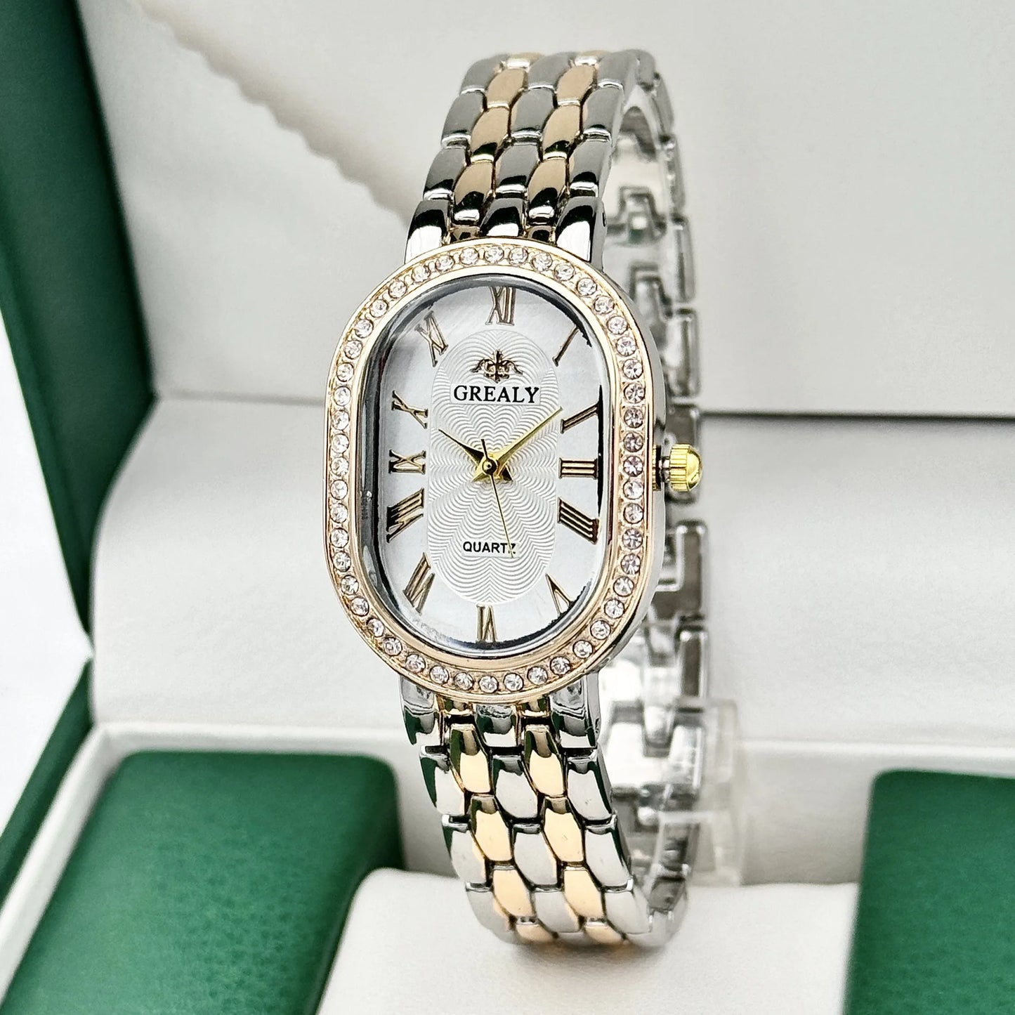 Ladies Watches Fashion Luxury Wrist Watch Diamond Encrusted Oval Roman Numeral Dial Couple Quartz Watch Women Clock Gifts