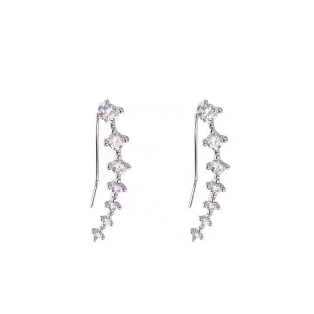 925 Sterling Silver Ear Studs Sparkling Silver Needle Design Elegant Daily Wear for Ladies Fashionable Minimalist Style