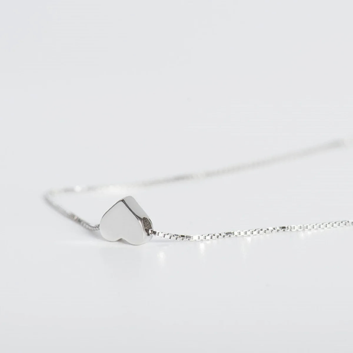 Fashion Minimalist Smooth Heart Shaped Pendant Necklace For Women Men Romantic Silver Color Love Heart Box Chain Choker Jewelry