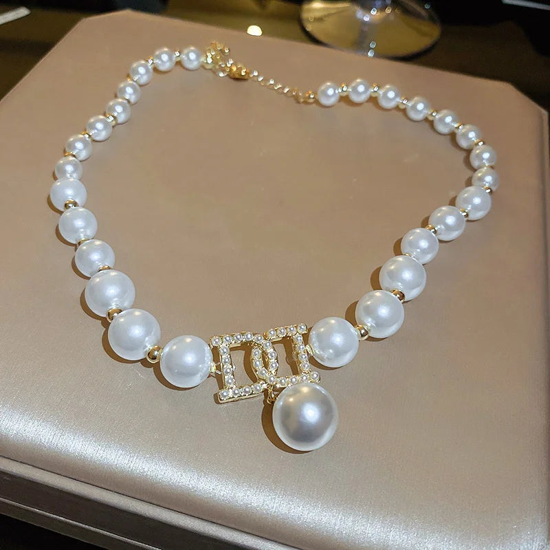 Hyperbole Bead Pearls Necklace Collarbone Chain Women's Elegant Pendant Big Necklace Bride Jewelry
