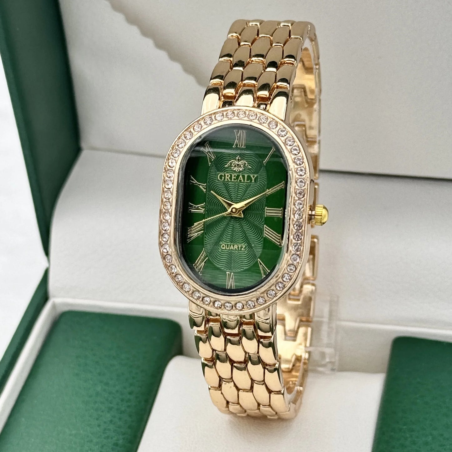 Ladies Watches Fashion Luxury Wrist Watch Diamond Encrusted Oval Roman Numeral Dial Couple Quartz Watch Women Clock Gifts