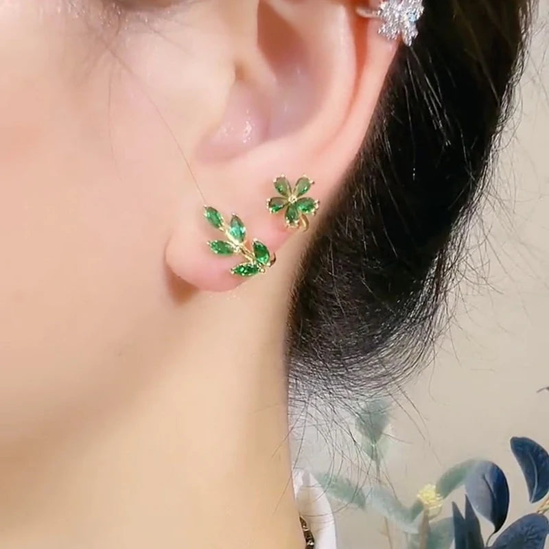 Retro Green Rhinestone Leaf Flower Stud Earrings for Women New Fashion Personality Temperament Girls Daily Wear Trendy Jewelry