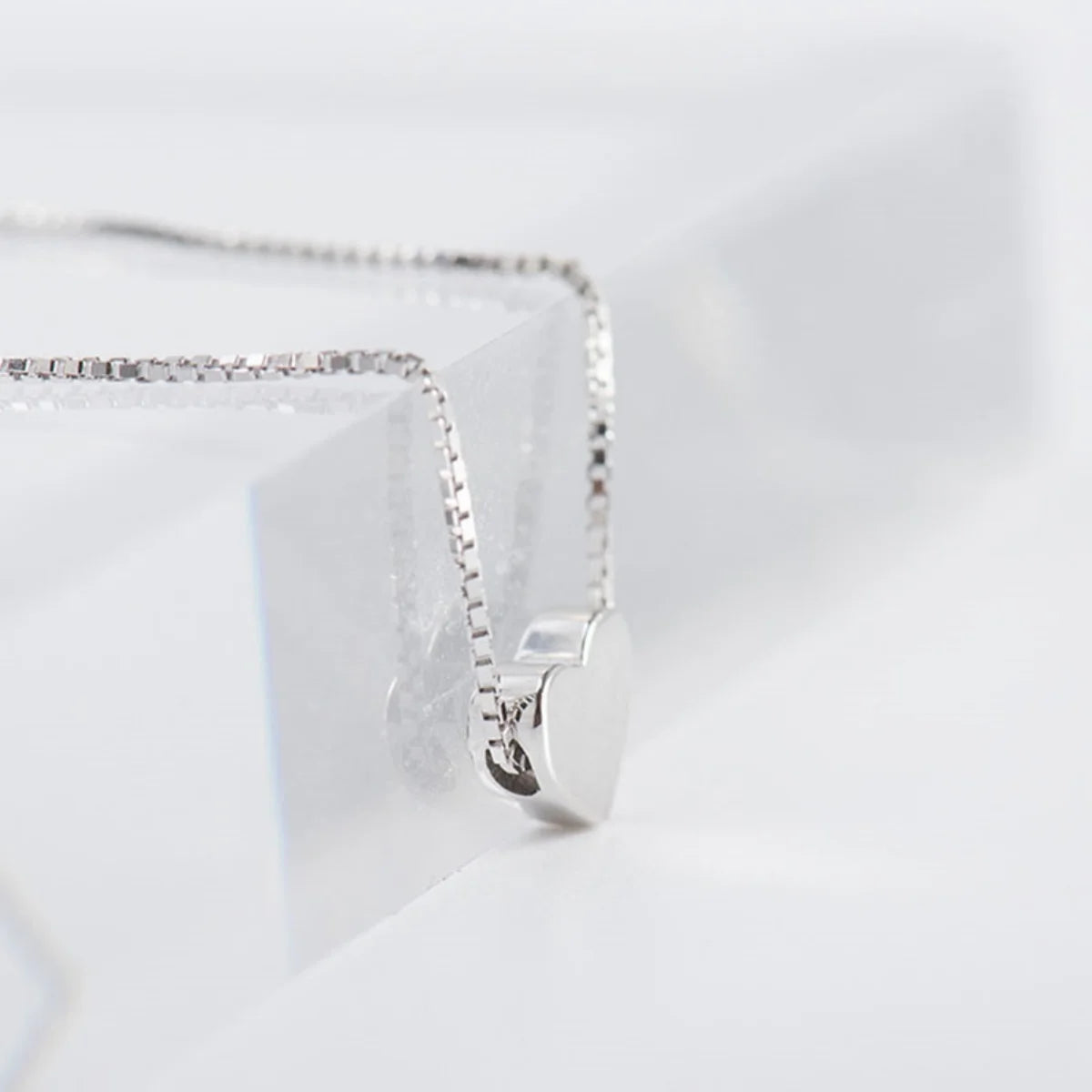 Fashion Minimalist Smooth Heart Shaped Pendant Necklace For Women Men Romantic Silver Color Love Heart Box Chain Choker Jewelry