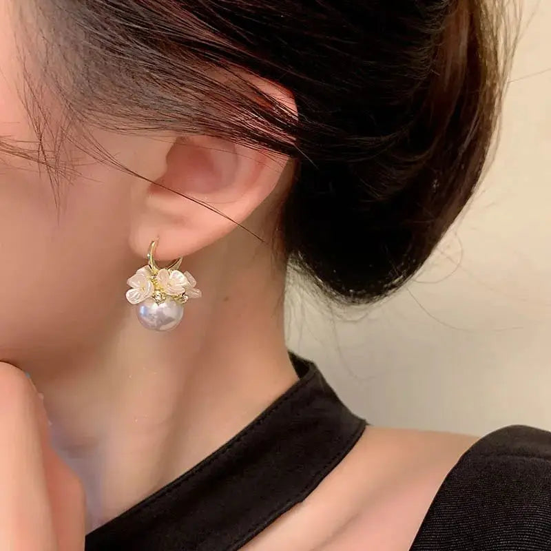New Trend Elegant Delicate Sweet Lovely Multi-Flower Pearl Earrings For Women Temperament Jewelry Party Premium Gifts Wholesale