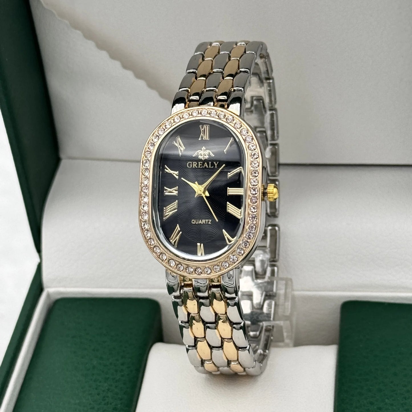 Ladies Watches Fashion Luxury Wrist Watch Diamond Encrusted Oval Roman Numeral Dial Couple Quartz Watch Women Clock Gifts